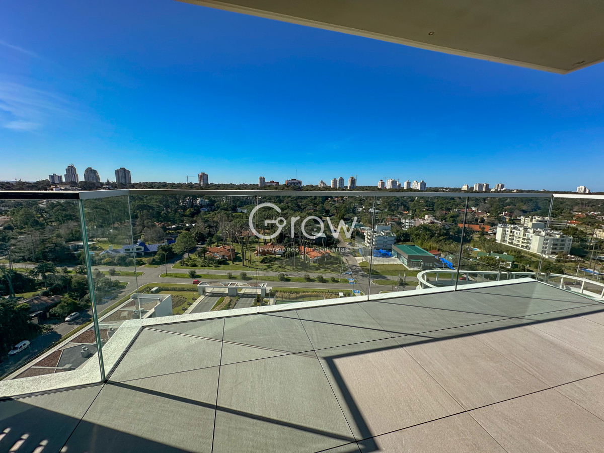 Apartamento ID.2327 - Venetian. Exclusivo apartamento frente al Mar en Playa Mansa!