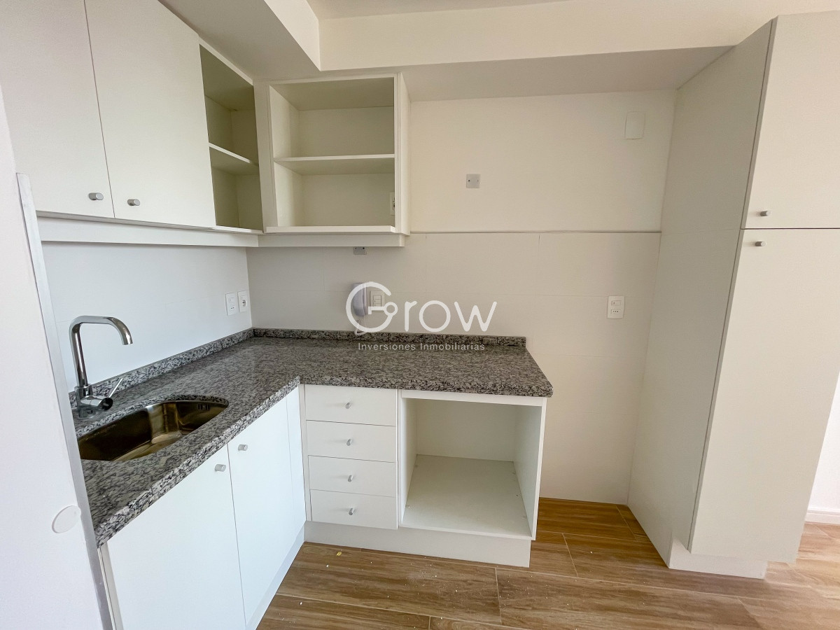 Apartamento ID.1735 - Apartamento a estrenar en piso alto, Playa Brava!