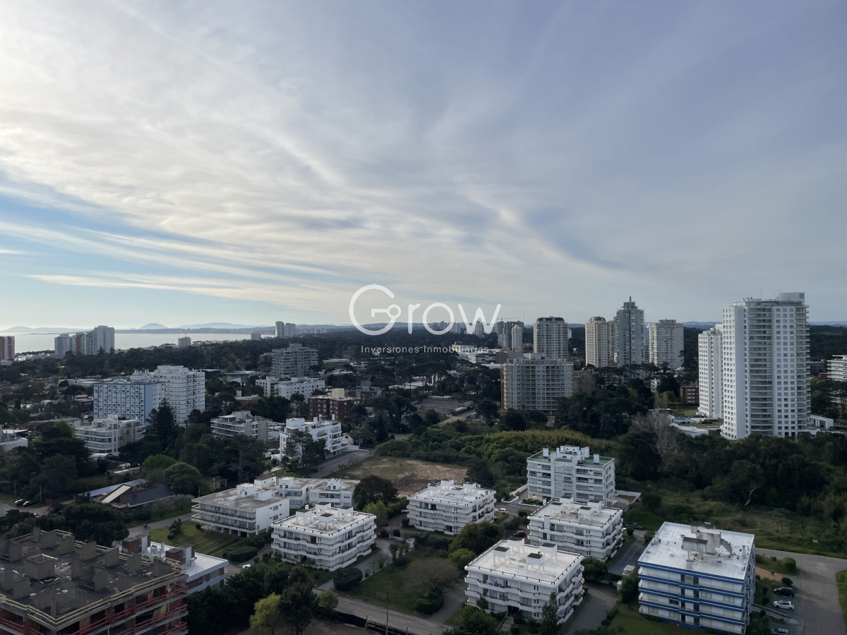Apartamento ID.3186 - Piso alto con vistas panoramicas a la ciudad, el mar y el atardecer!