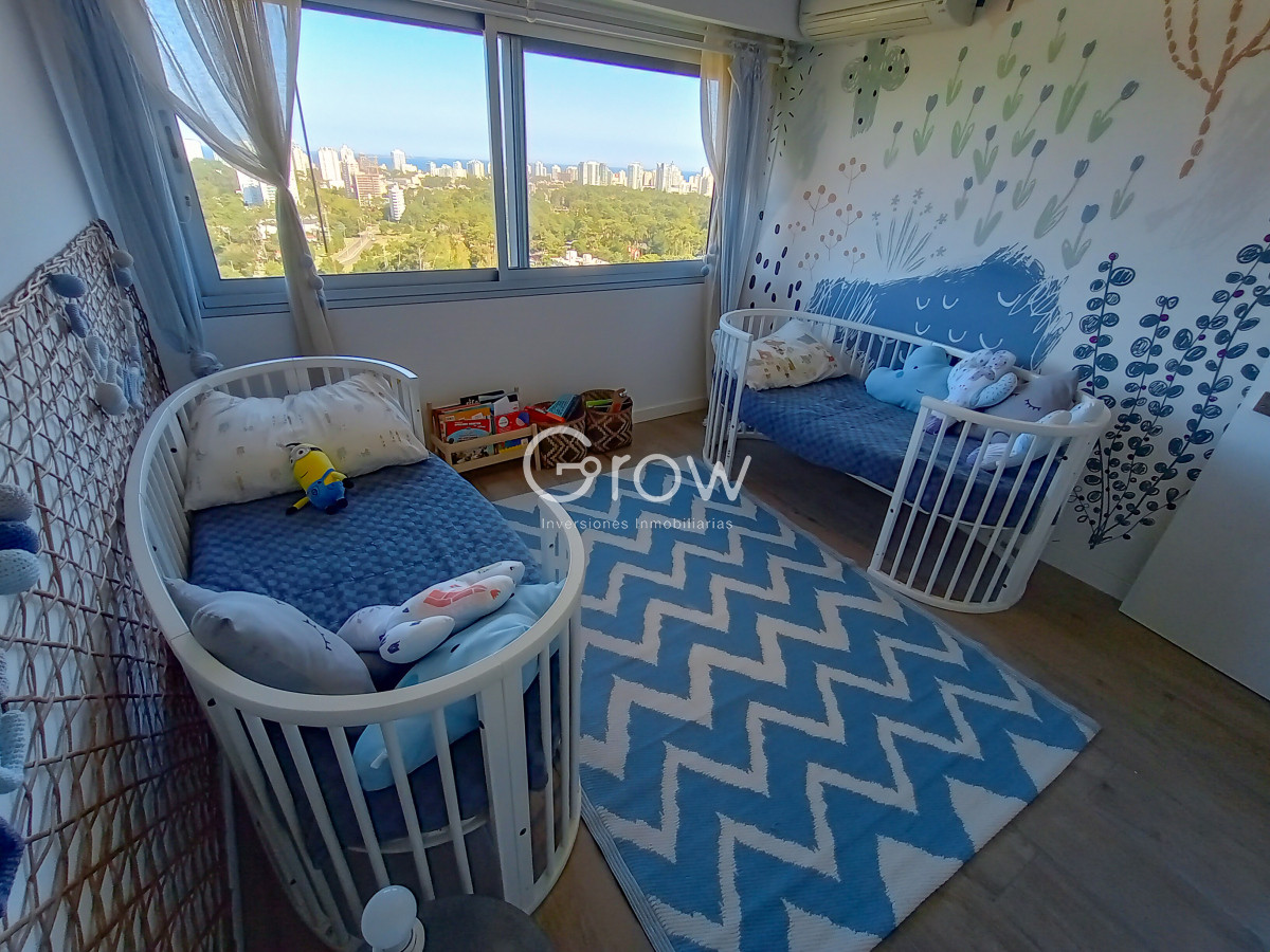 Apartamento ID.2436 - Exclusivo Penthouse duplex, cerca de todo, Av Roosevelt, Punta del Este!