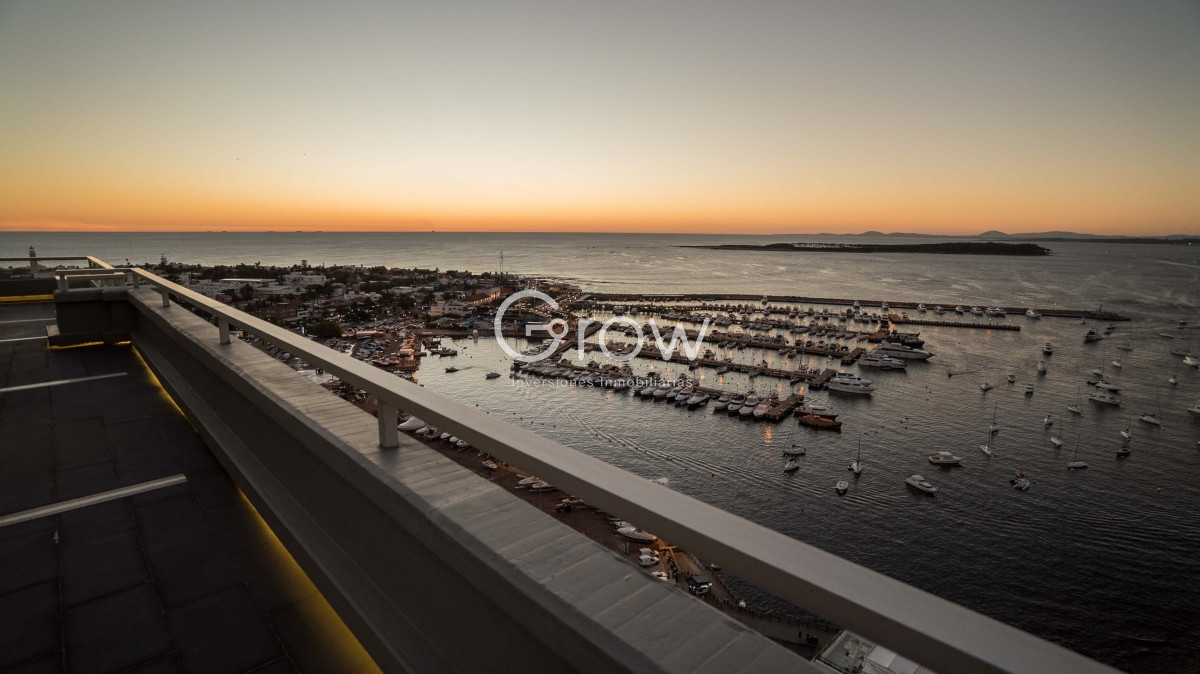 Apartamento ID.692 - Punta del Este a pasos del Puerto.