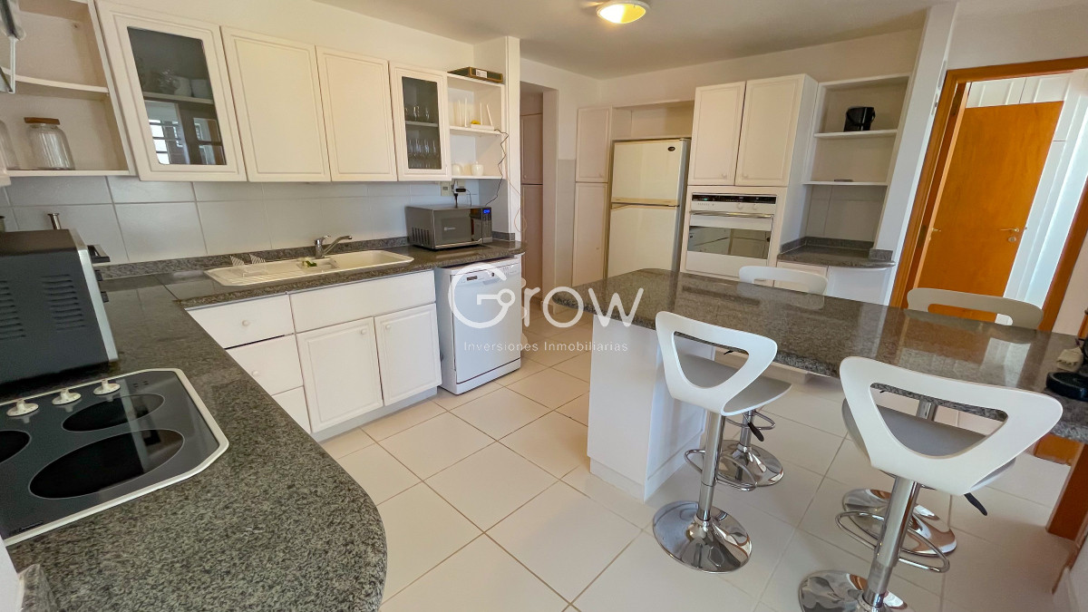 Apartamento ID.2285 - Exclusivo apartamento en Playa Brava!