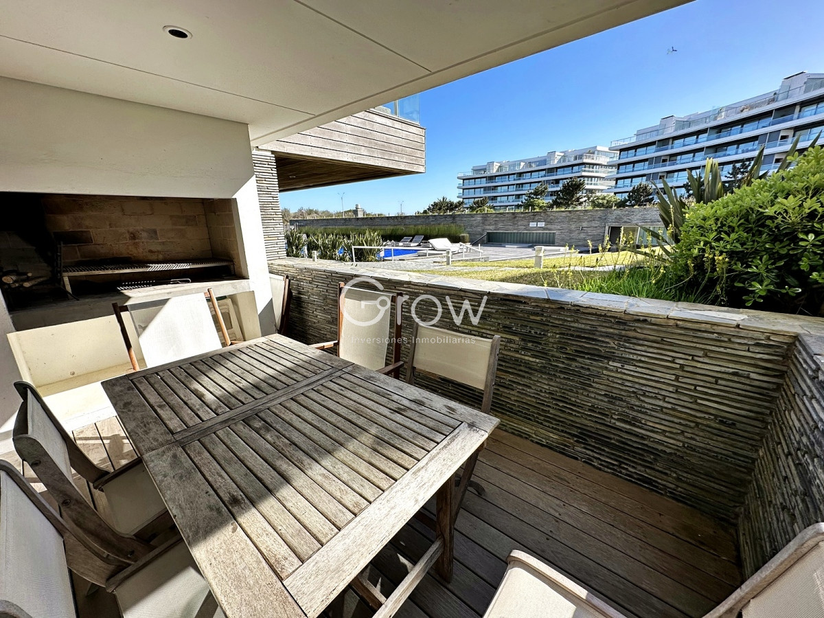Apartamento ID.859 - Categoría en primera linea de Playa Brava