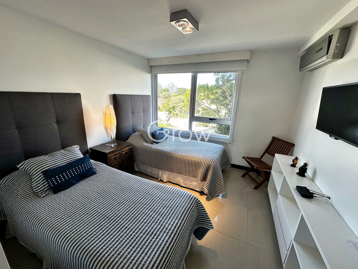 Apartamento ID.3271 - Gala Tower. Pda 4, exclusivo departamento a solo pasos del Mar en Playa Mansa.