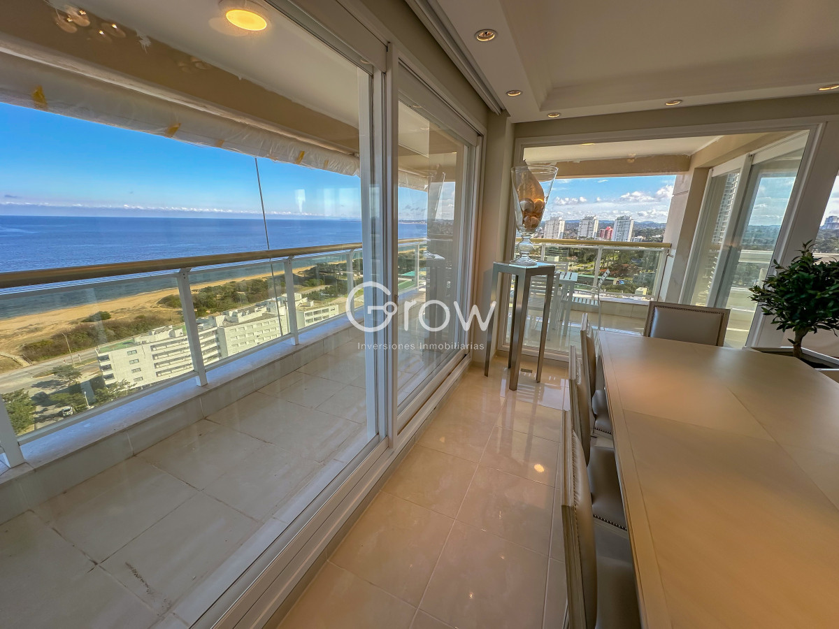 Apartamento ID.3017 - Exclusivo departamento en Torre de categoría en Playa Mansa!