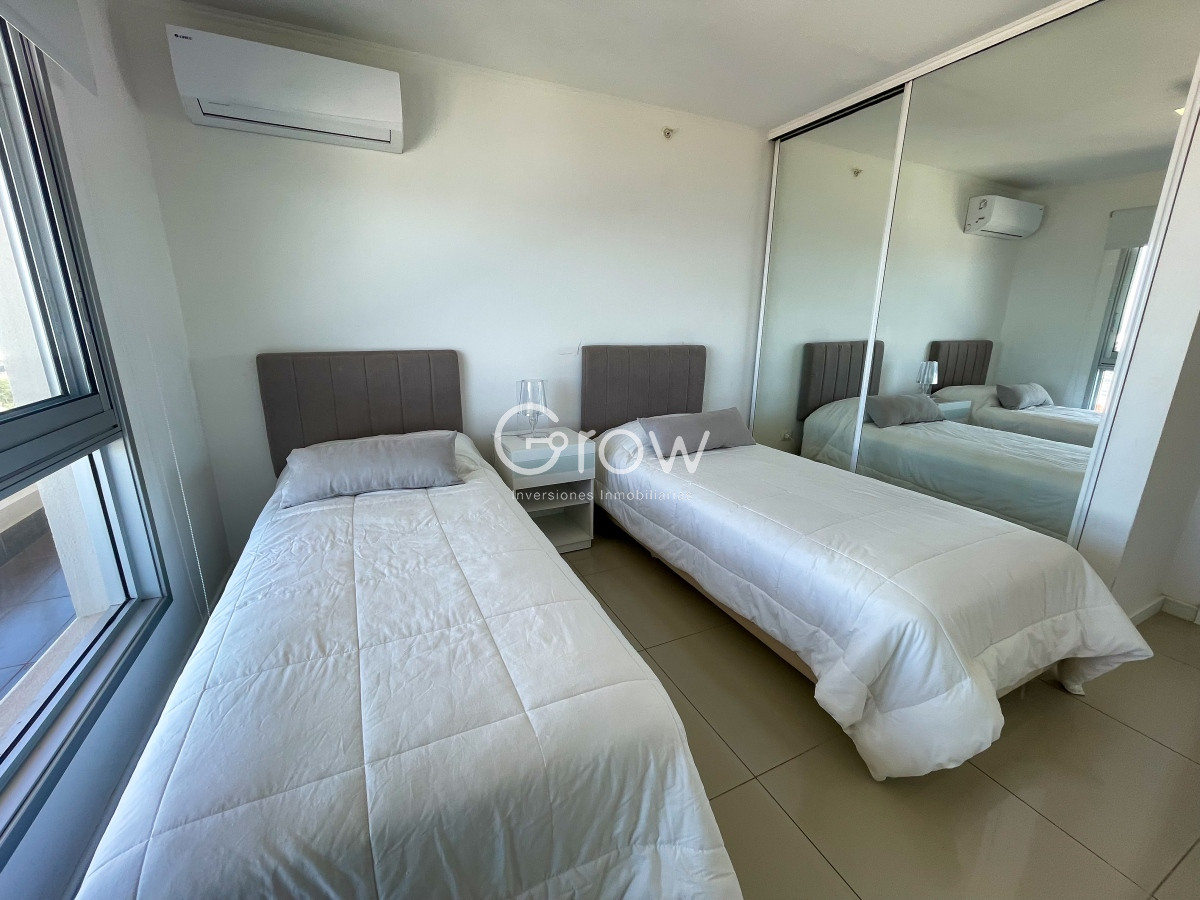 Apartamento ID.1438 - Piso alto con hermosa vista a Playa Brava!