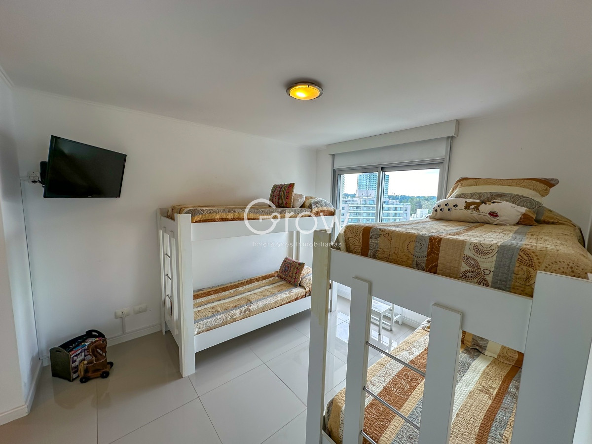 Apartamento ID.1703 - Hermoso apartamento en Torre Premium con vista a Playa Brava!