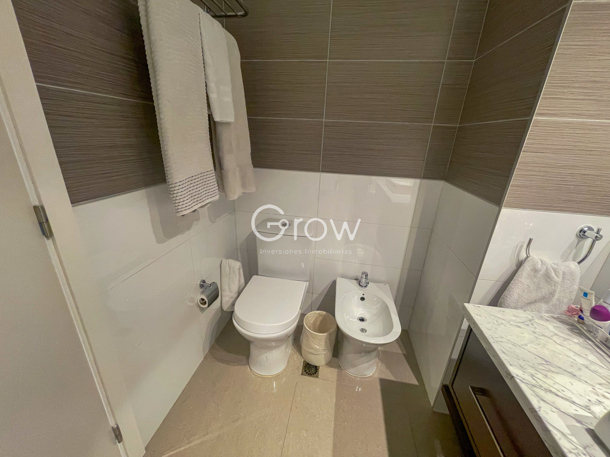 Apartamento ID.2544 -  One, Punta del Este! Exclusivo apartamento a pasos del mar.