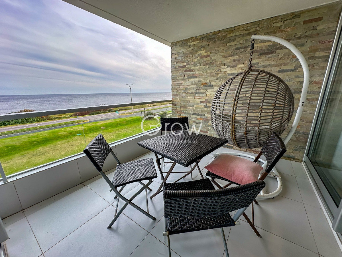 Apartamento ID.1795 - Exclusivo departamento en primera línea de Playa Mansa