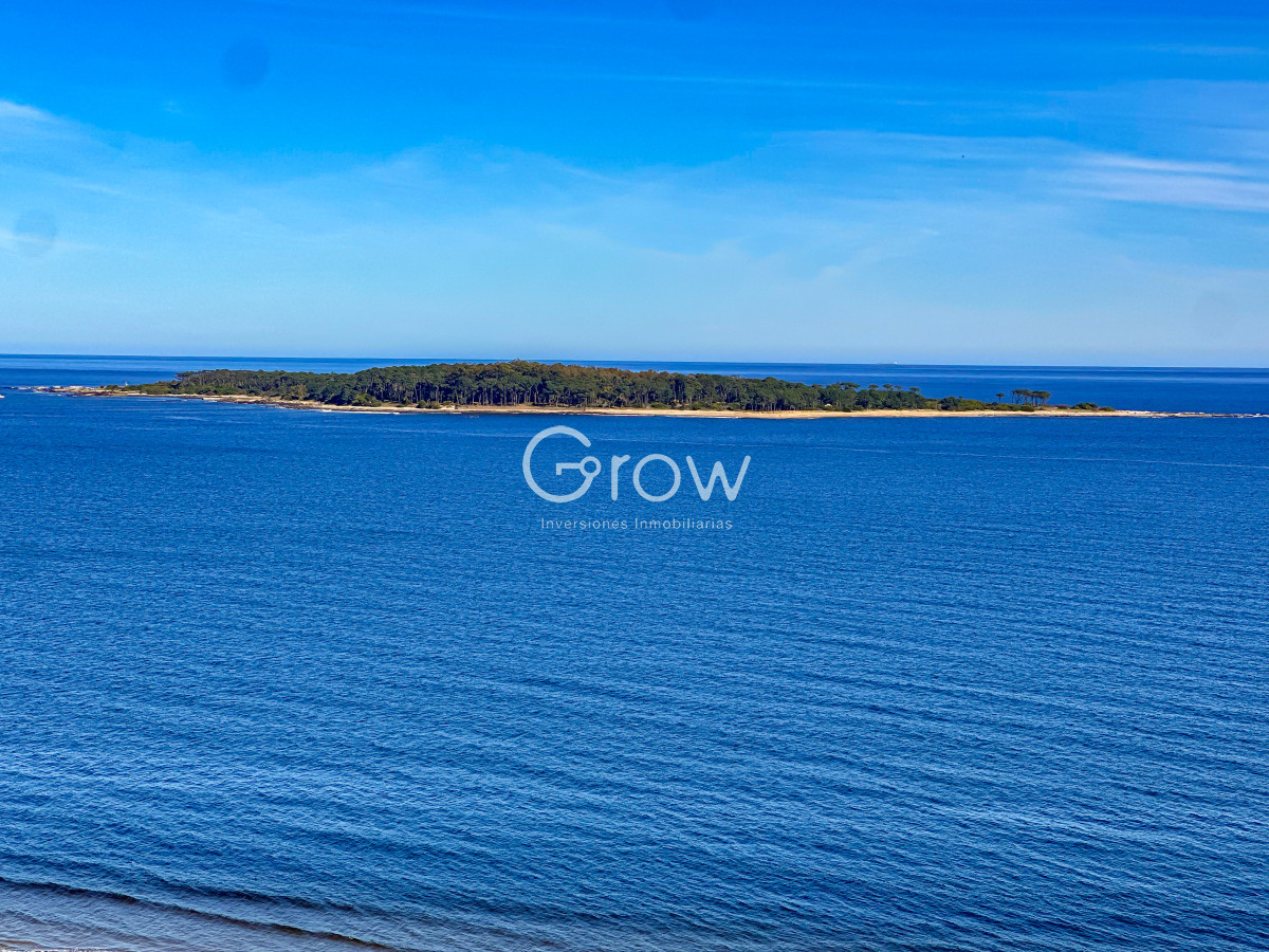 Apartamento ID.2327 - Venetian. Exclusivo apartamento frente al Mar en Playa Mansa!