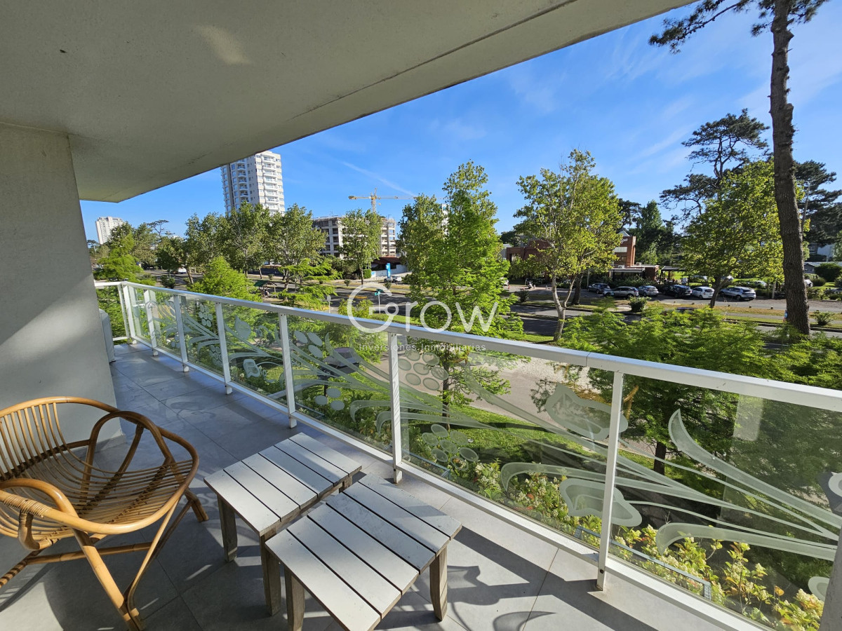 Apartamento ID.2160 - Departamento en torre Yoo alquiler invernal U$S 990