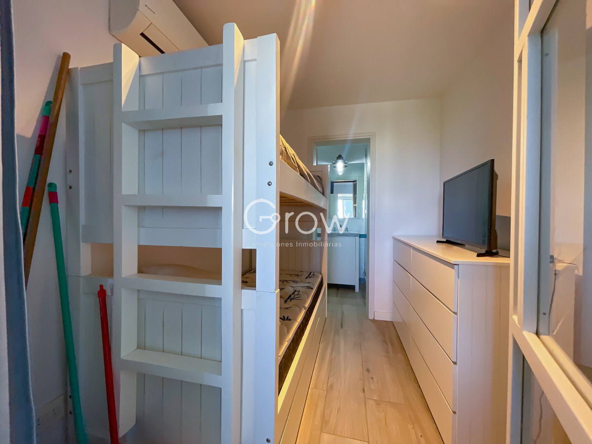 Apartamento ID.2436 - Exclusivo Penthouse duplex, cerca de todo, Av Roosevelt, Punta del Este!