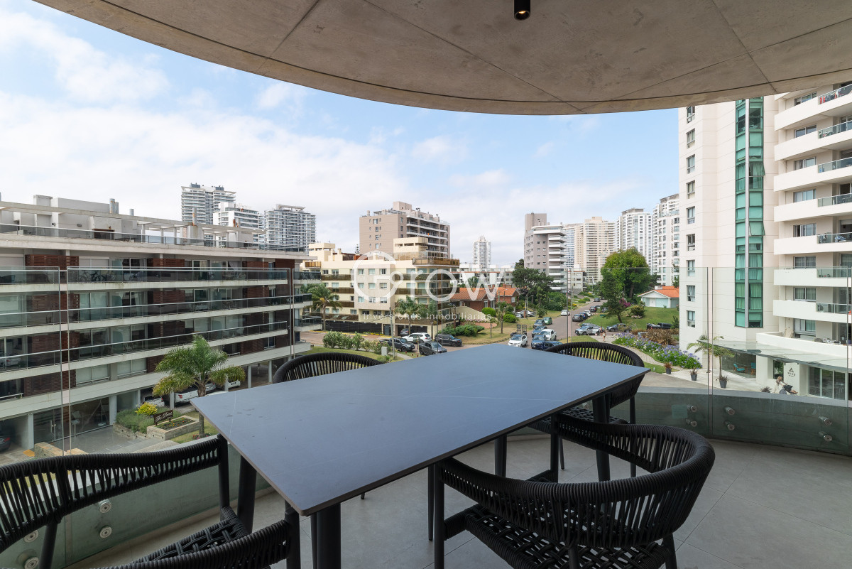 Apartamento ID.1037 - Oportunidad en Playa Brava!