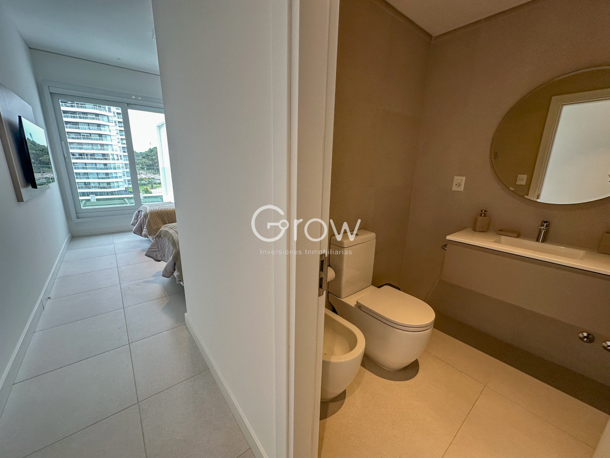 Apartamento ID.2283 - Exclusivo Le Parc IV en Playa Brava!