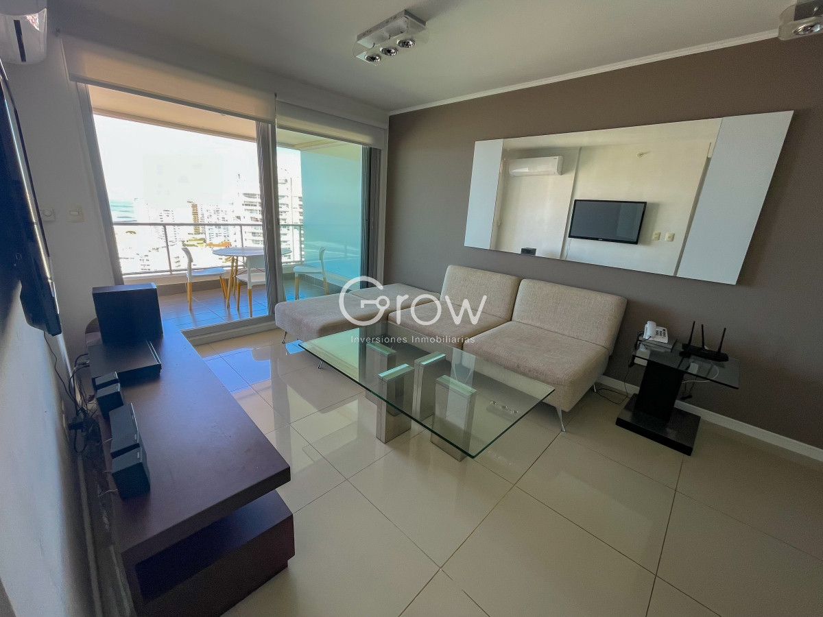 Apartamento ID.1438 - Piso alto con hermosa vista a Playa Brava!