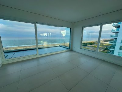 Continuando con el Éxito, nace Le Parc IV.