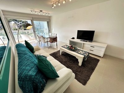 Icon Brava en oportunidad! Punta del Este a pasos del Mar