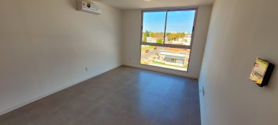 Hermoso apartamento a estrenar en el centro de Maldonado!