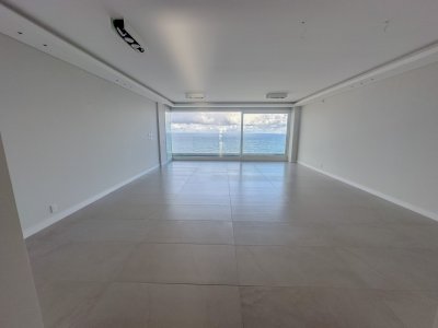 Le Parc III en piso alto, exclusivo departamento