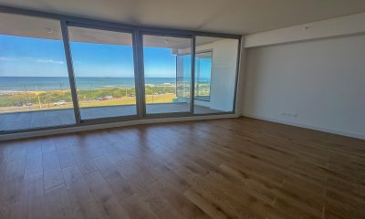 Apartamento en exclusiva Torre de Punta del Este!