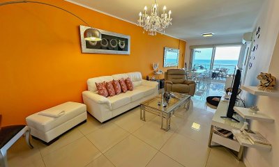 Wind Tower. Apartamento a pasos de Playa Brava
