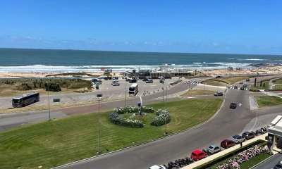 Frente a Playa Brava!