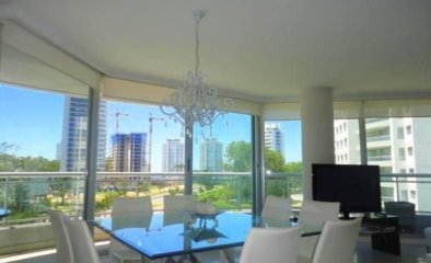 Hermoso apartamento en Ocean Drive II