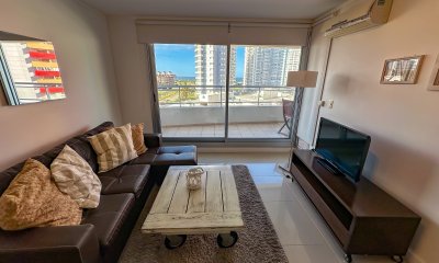 Departamento en venta en exclusiva torre en Punta del Este