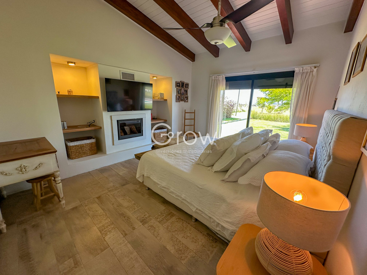 Casa ID.2406 - Hermosa casa en Laguna de los Cisnes. 