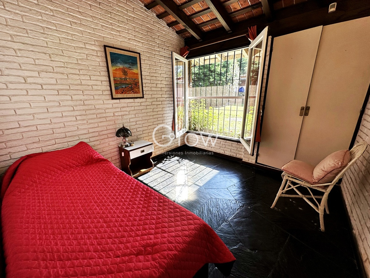 Casa ID.394 - Punta del Este cerca del Mar. 3 Dormitorios con 2 baños.