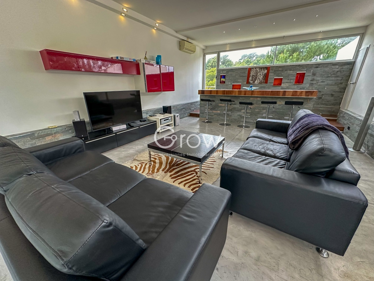 Casa ID.1731 - Exclusiva casa en San Rafael