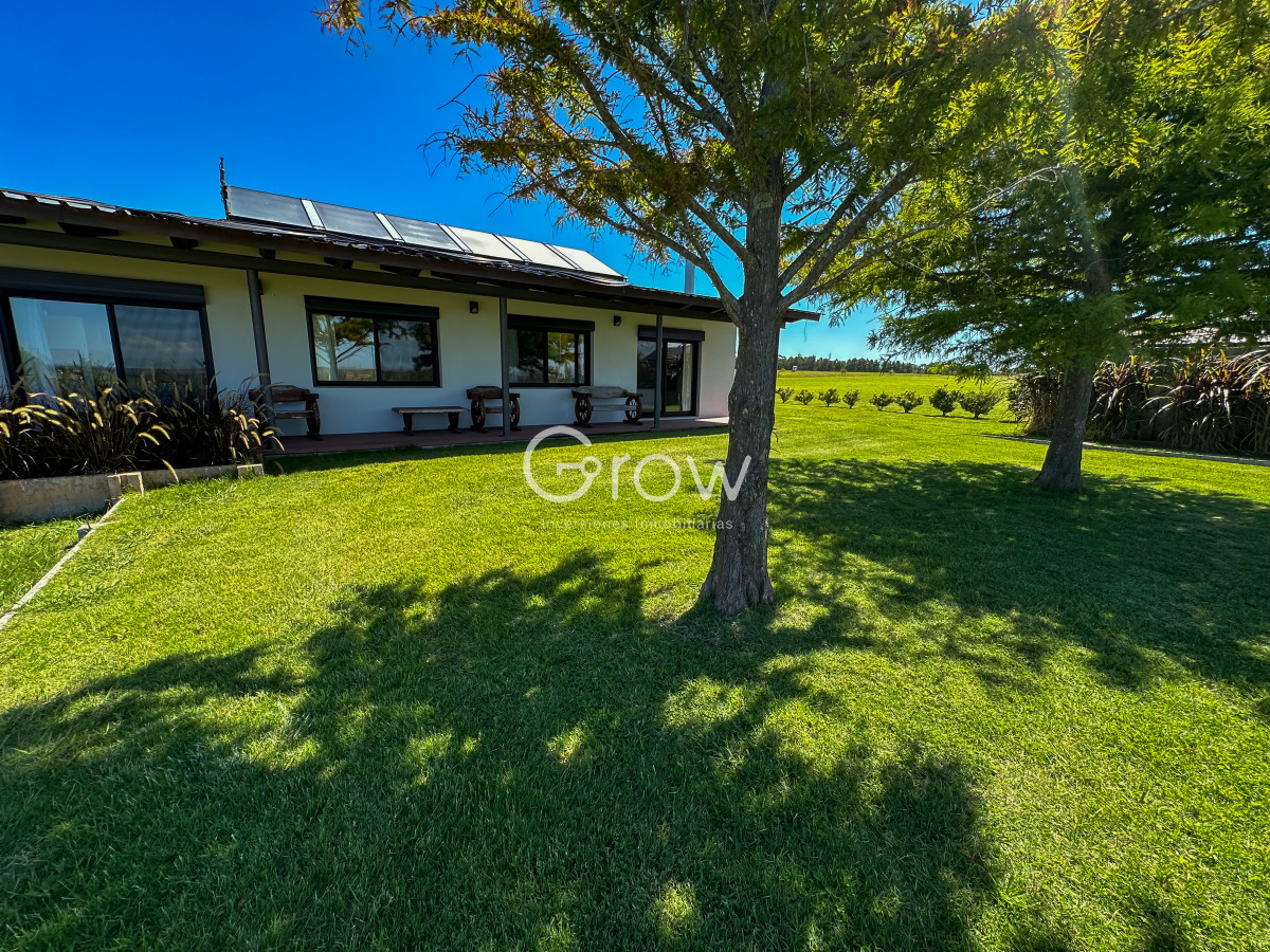 Casa ID.2406 - Hermosa casa en Laguna de los Cisnes. 