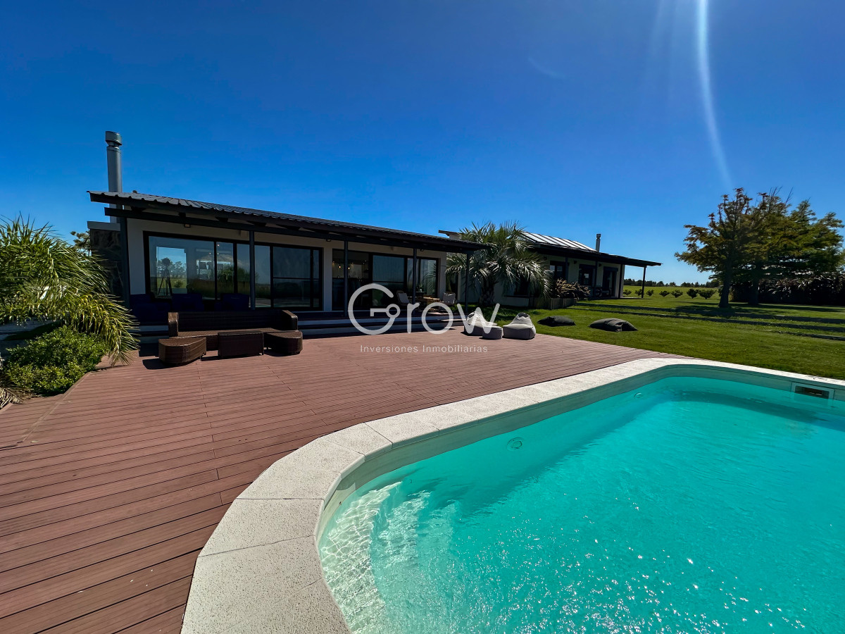 Casa ID.2406 - Hermosa casa en Laguna de los Cisnes. 