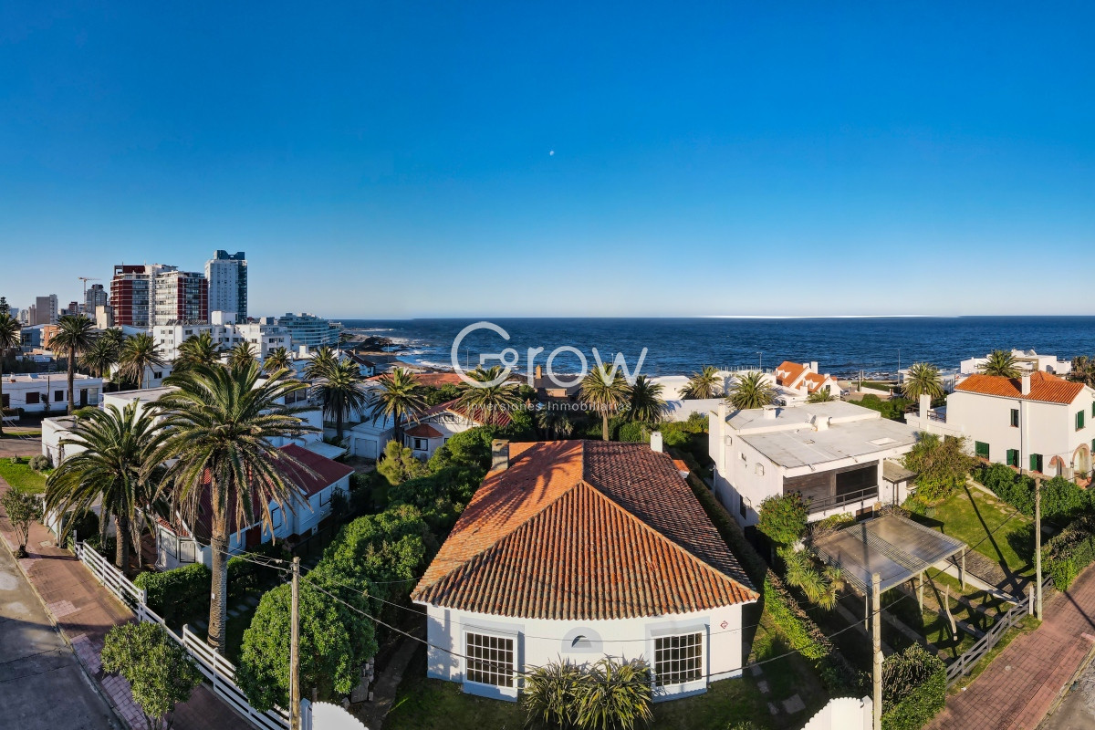 Casa ID.1715 - Casa en el corazón de Punta Este, zona Faro 
