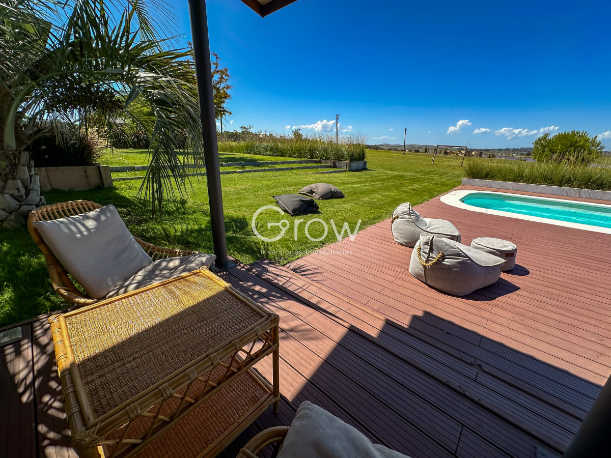 Casa ID.2406 - Hermosa casa en Laguna de los Cisnes. 