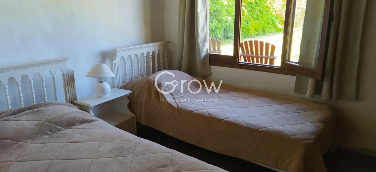 Casa ID.2005 - Hermosa casa en Playa Mansa en alquiler!