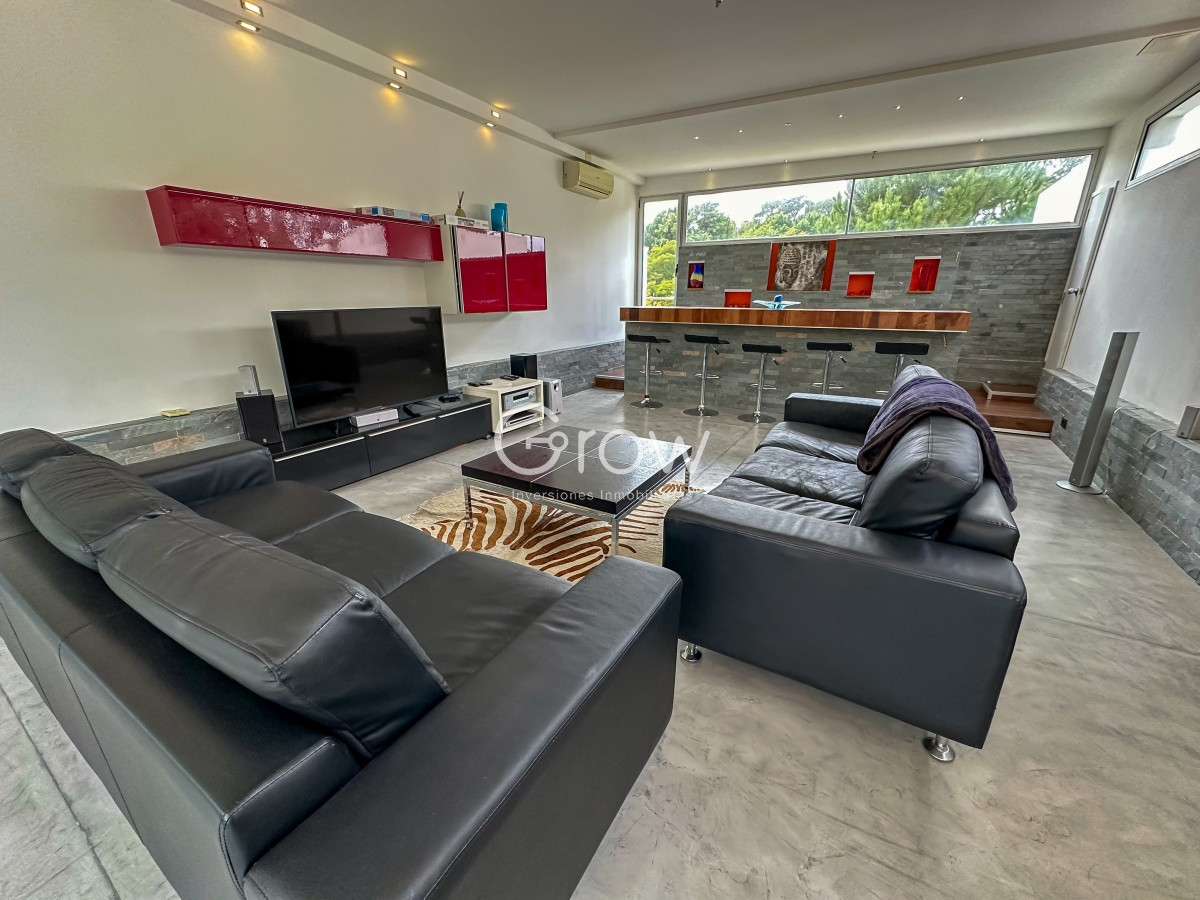 Casa ID.1731 - Exclusiva casa en San Rafael