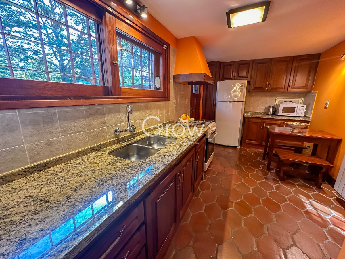 Casa ID.1778 - Hermosa casa pronta para comenzar a disfrutar a metros del mar 