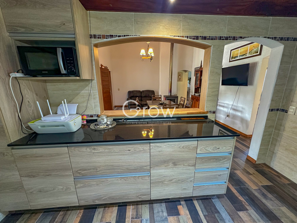 Casa ID.2699 - Casa en venta 2 dormitorios en Pinares en muy buen estado