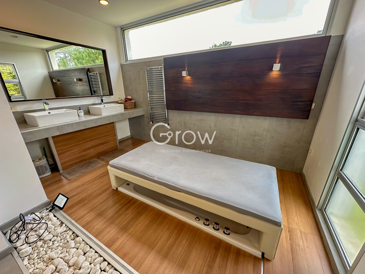 Casa ID.1731 - Exclusiva casa en San Rafael