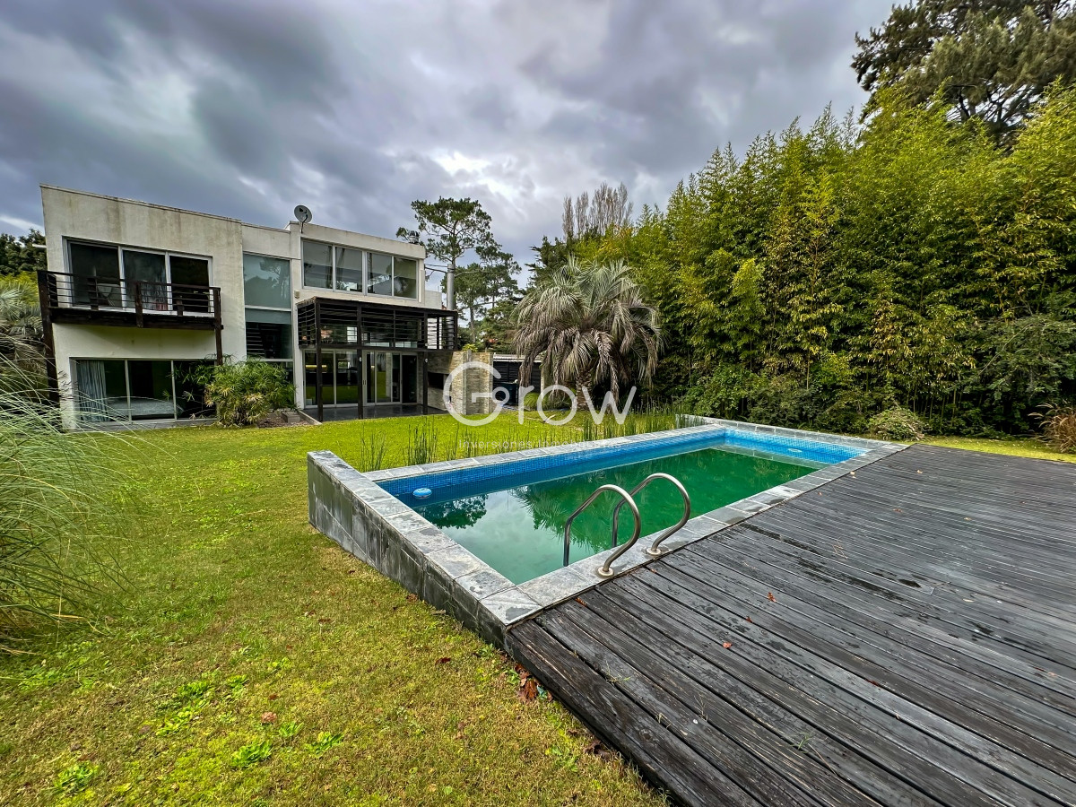 Casa ID.1731 - Exclusiva casa en San Rafael