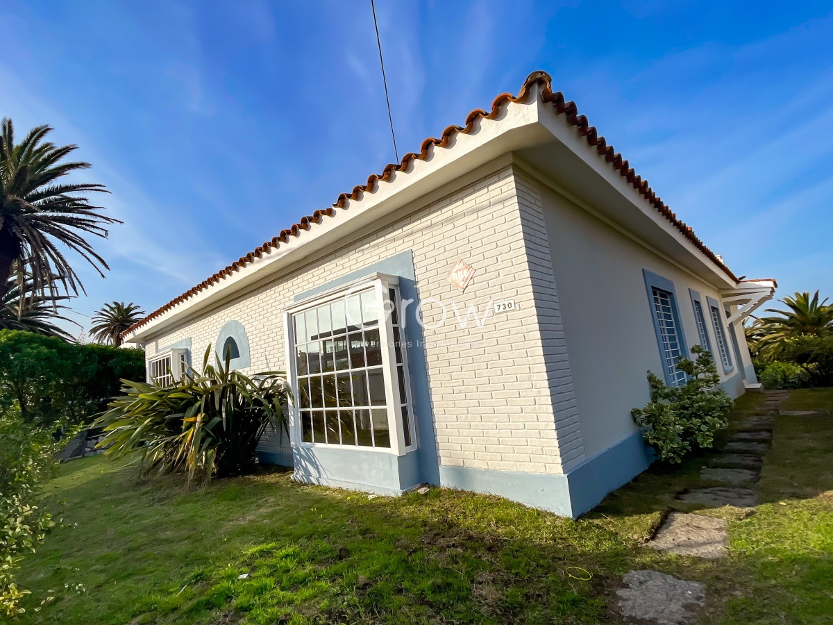Casa ID.1715 - Casa en el corazón de Punta Este, zona Faro 