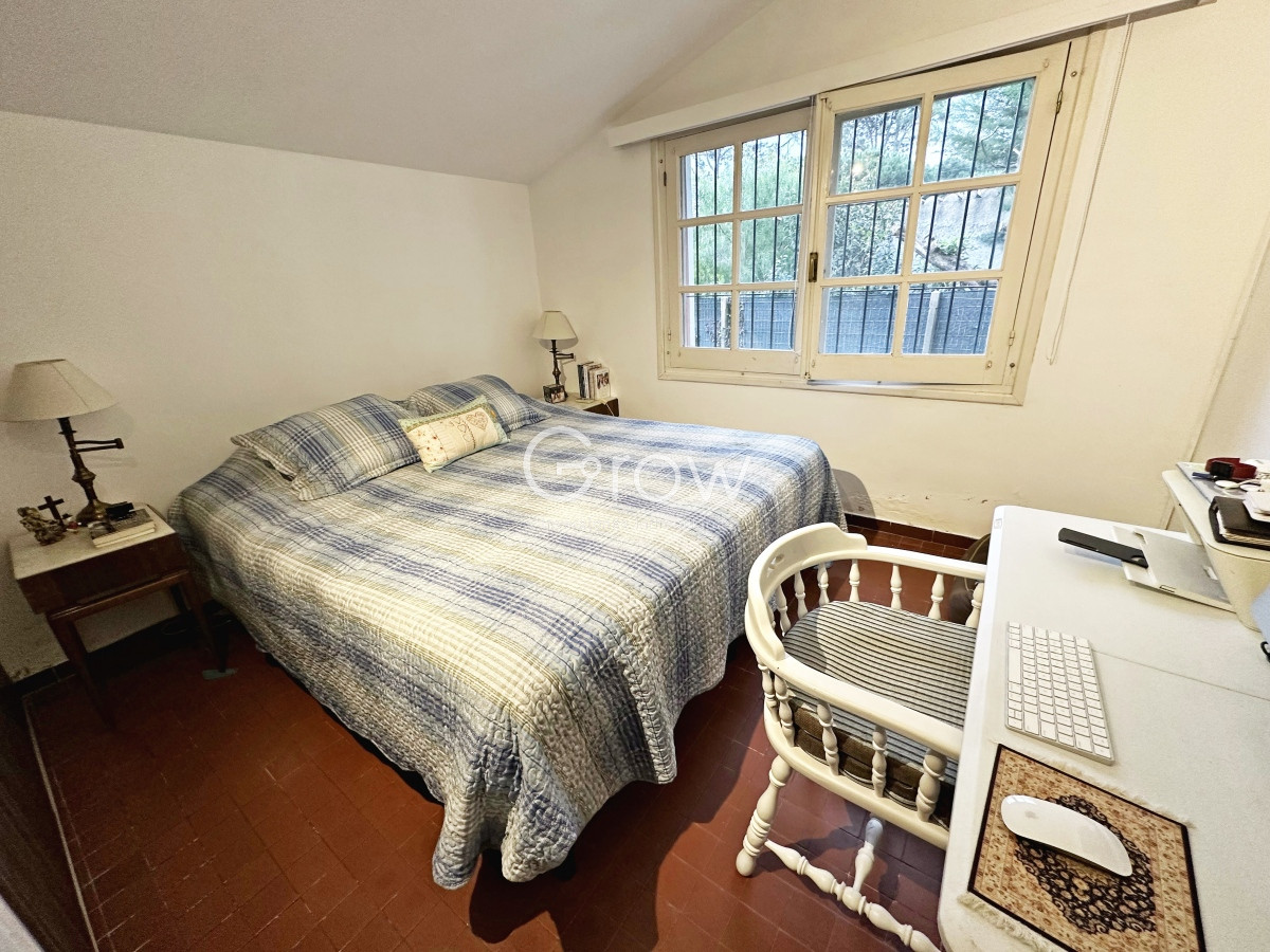 Casa ID.10 - Casa en barrio Cantegril en venta.