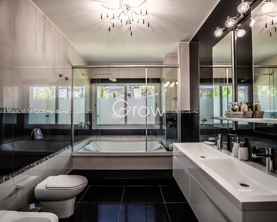 Casa ID.589 - Barrio Privado Boulevard Park. Punta del Este
