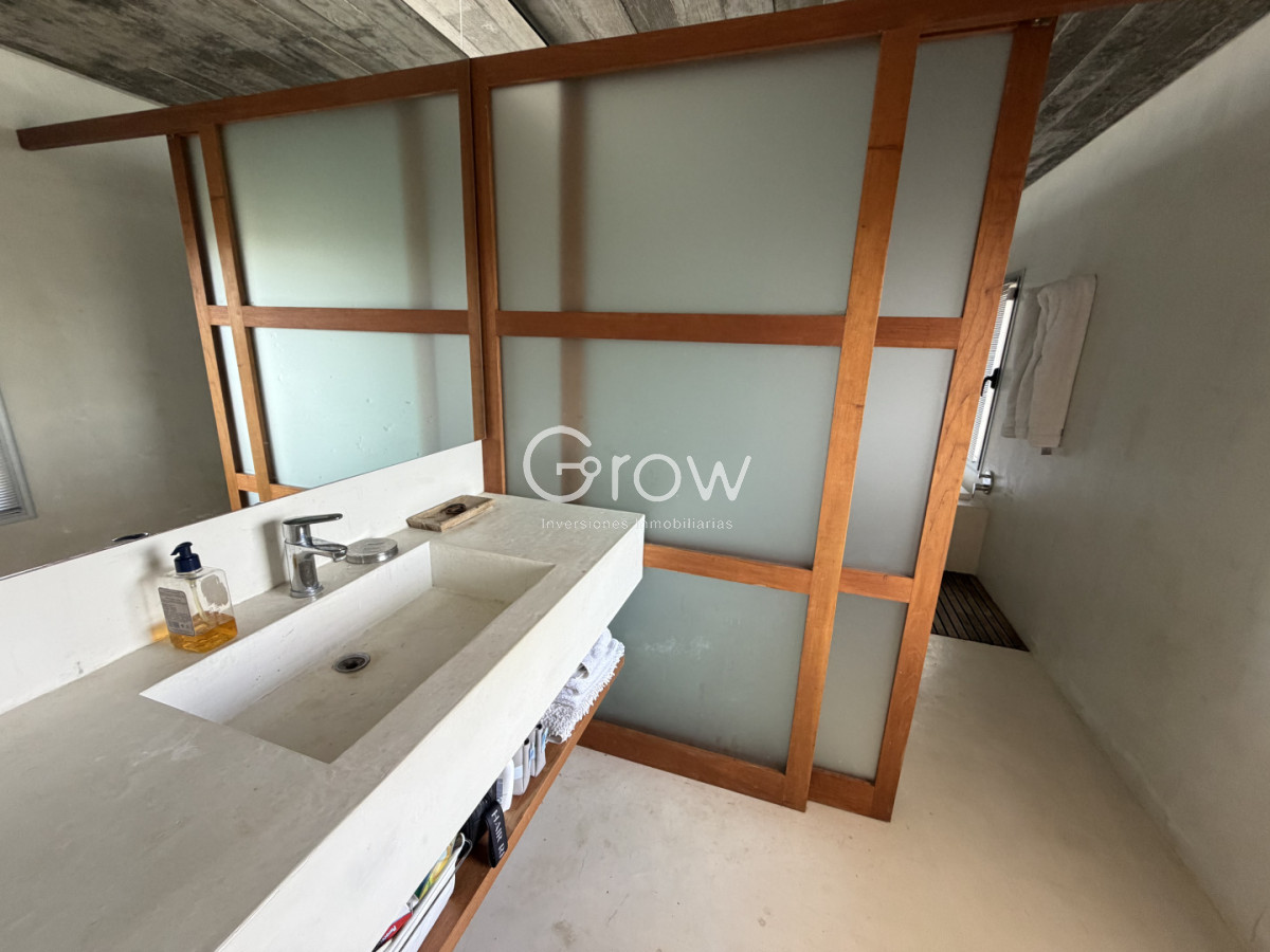 Casa ID.3397 - Punta del Este, casa frente al mar - Tio Tom