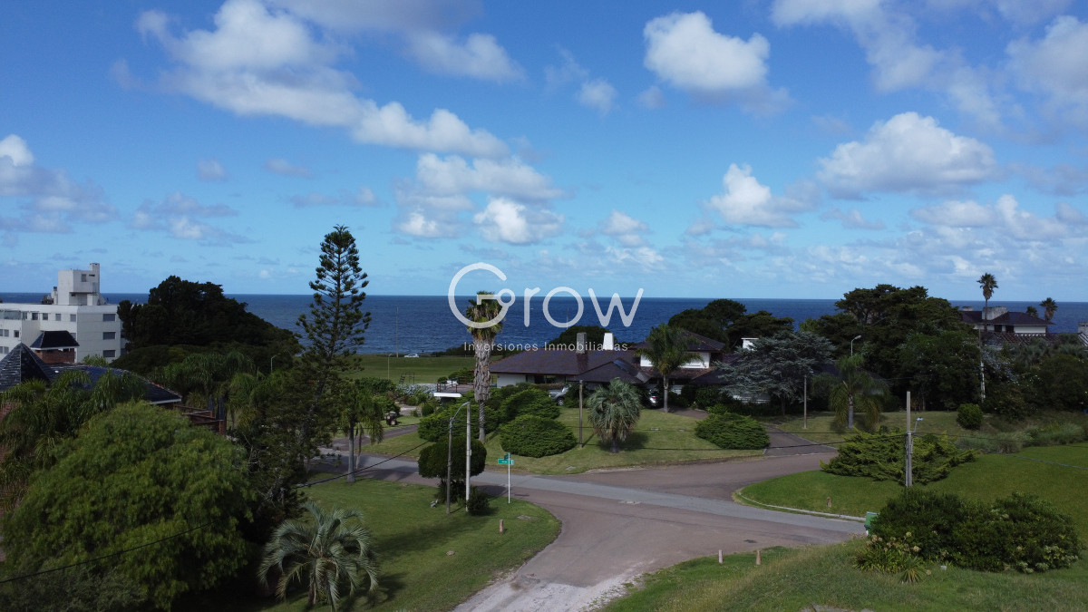 Casa ID.2580 - Residencias a estrenar, a metros del mar!