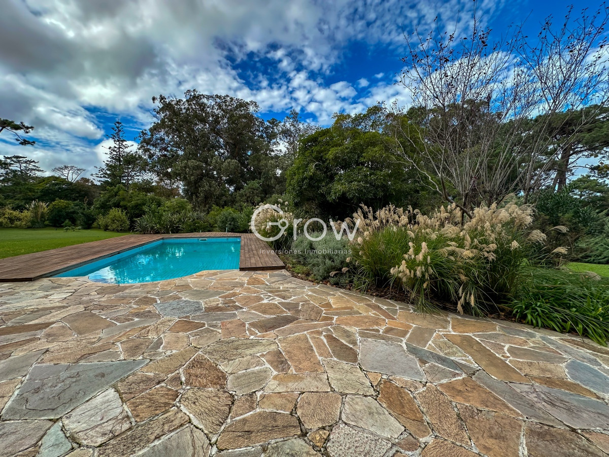 Casa ID.1491 - Hermosa casa a metros del mar en GOLF