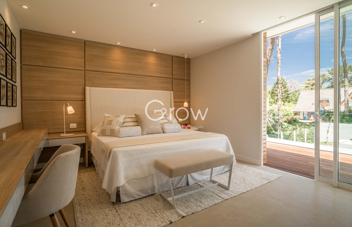 Casa ID.590 - Barrio Privado Boulevard Park. Punta del Este