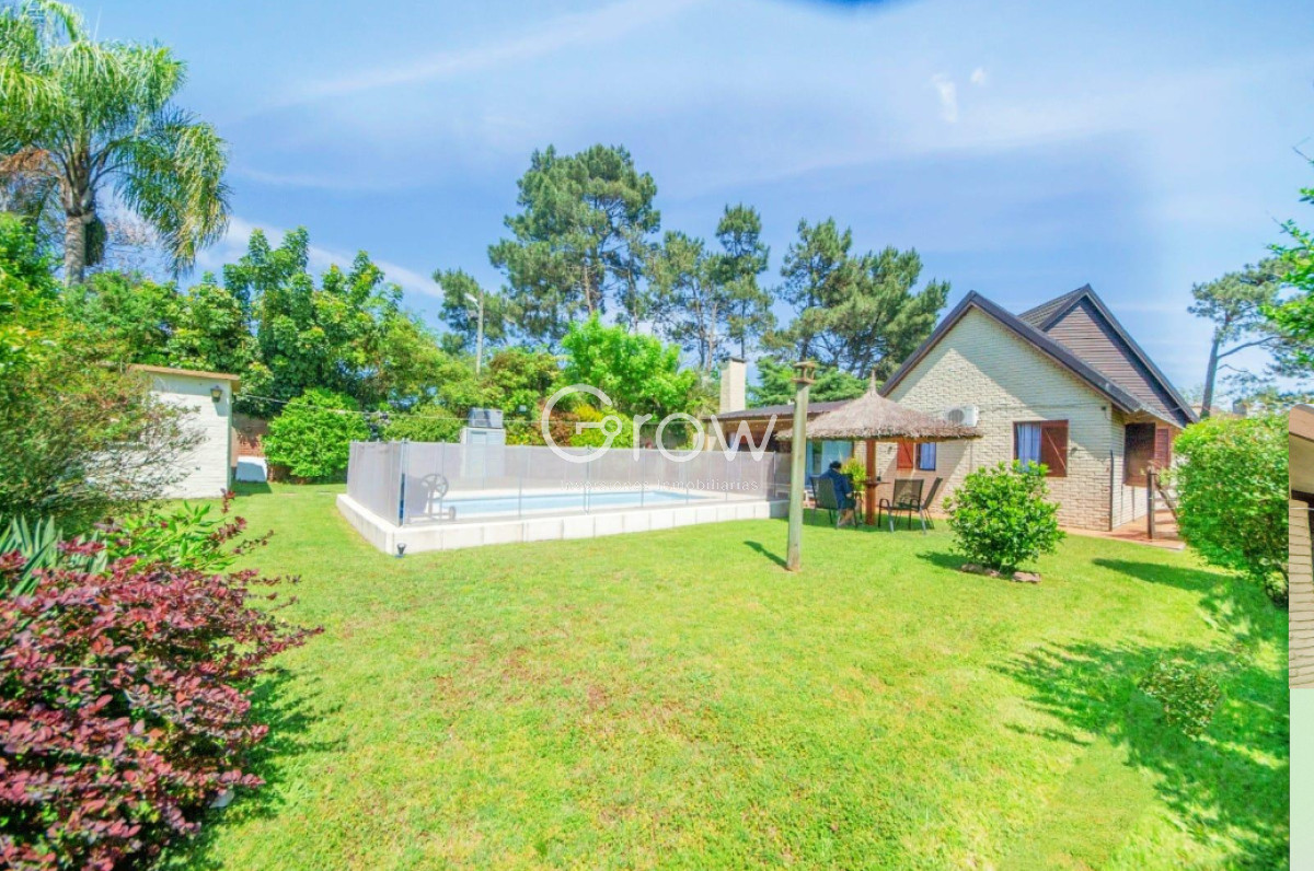 Casa ID.2895 - Encantadora Casa en Pinares a 600 Metros del Mar