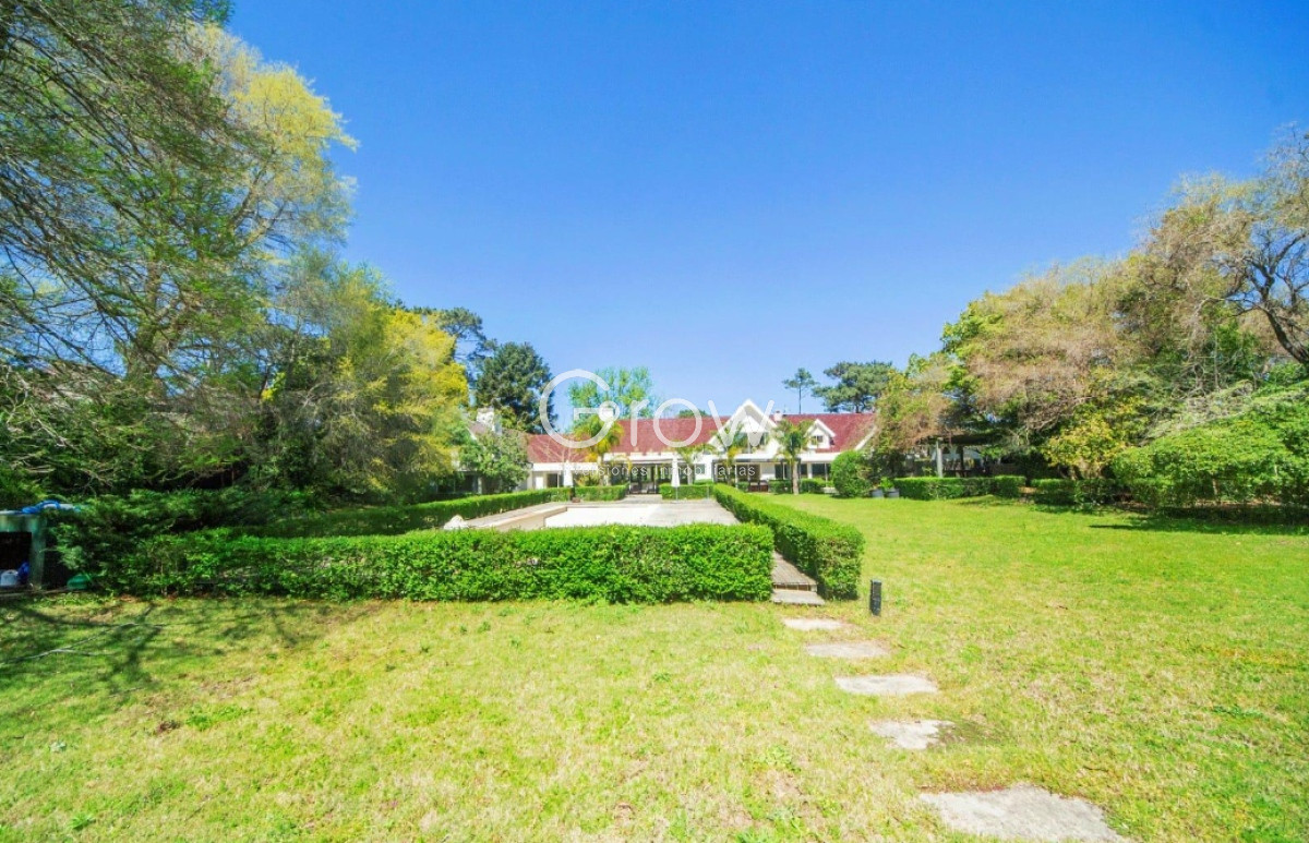 Casa ID.2139 - Impresionante propiedad en la mejor zona de San Rafael/Golf